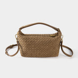 Praktikus crossbody táska cipzárral