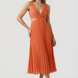 Karina | Elegáns pliszírozott maxi ruha