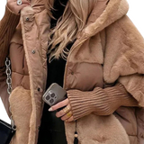 Dominika - Kapucnis Steppelt Kabát