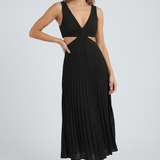 Karina | Elegáns pliszírozott maxi ruha
