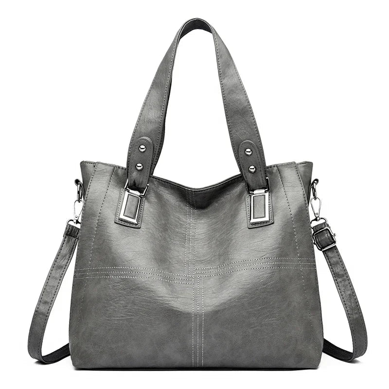 Simább crossbody táska tágas formával