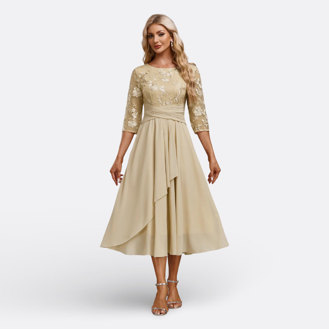 Mariana - Csipkés Rövidujjú Ruha