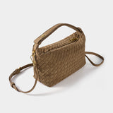 Praktikus crossbody táska cipzárral