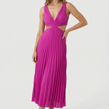 Karina | Elegáns pliszírozott maxi ruha